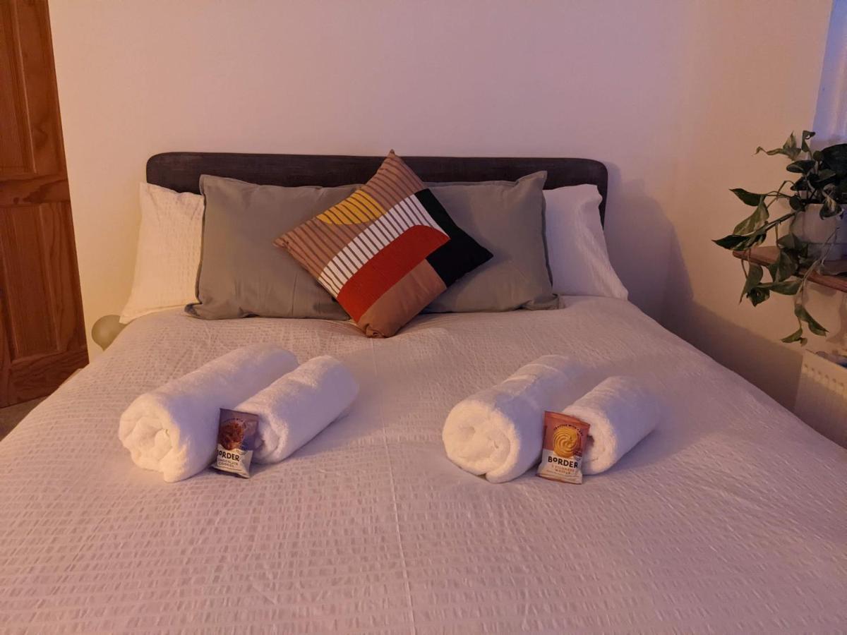 *Large Unique Retro Private Attic & Bathroom* Brighton Dış mekan fotoğraf